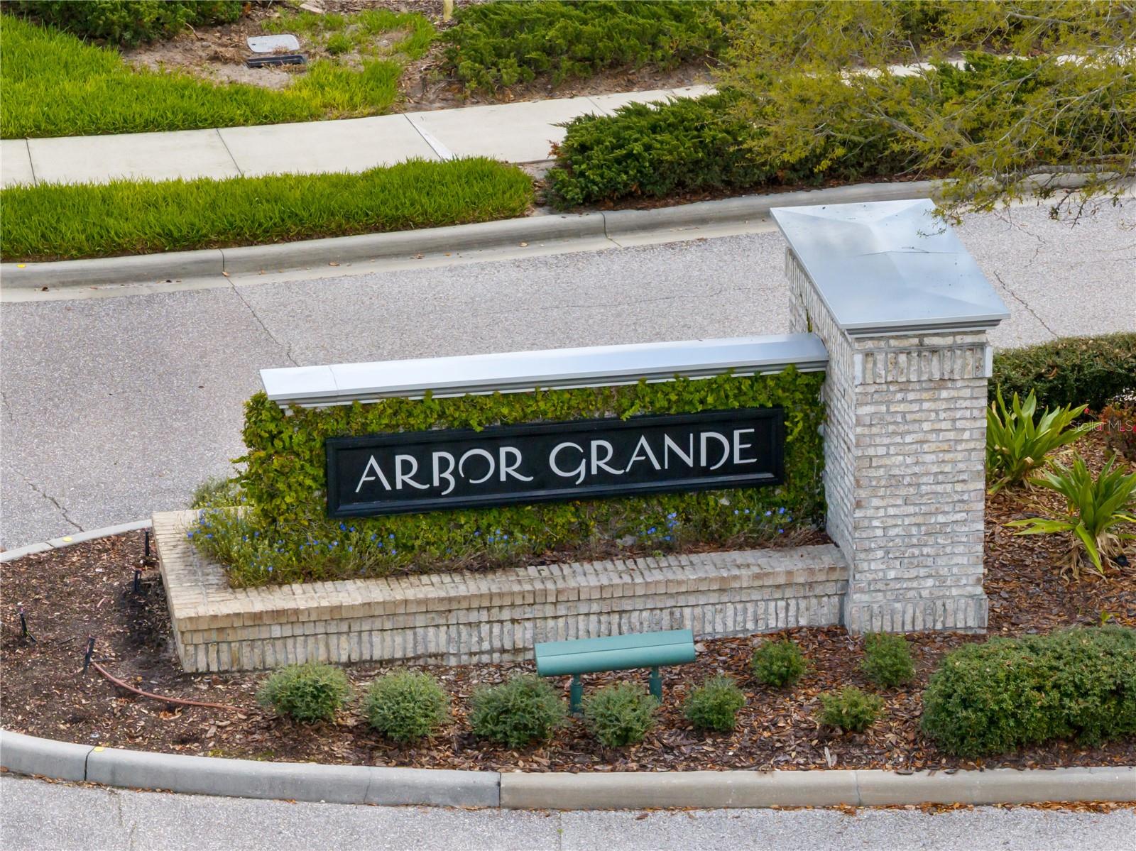 2312 STARWOOD Ct BRADENTON, FL 34211