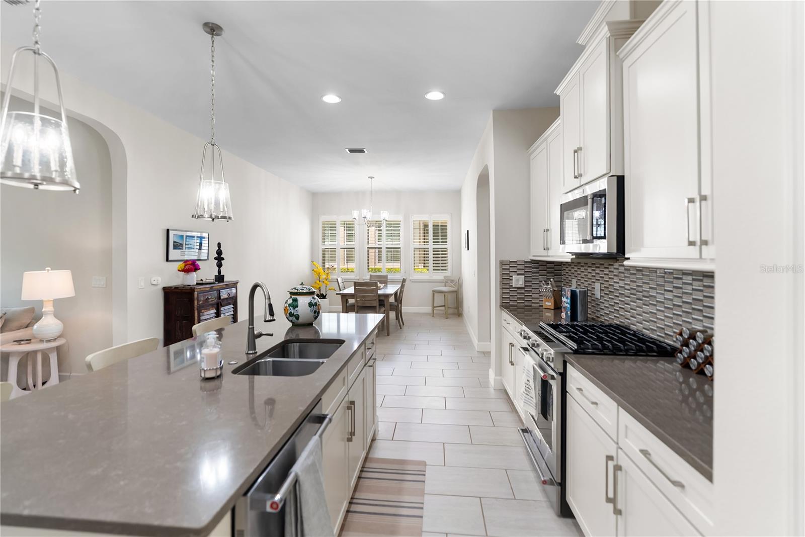 2312 STARWOOD Ct BRADENTON, FL 34211