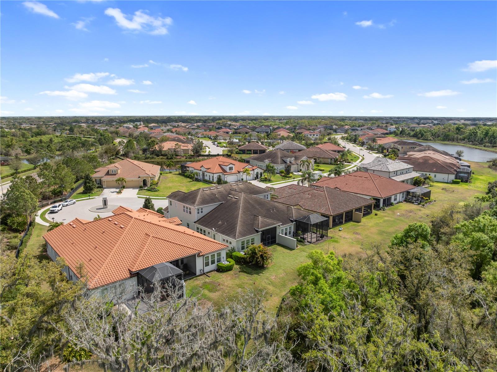 2312 STARWOOD Ct BRADENTON, FL 34211