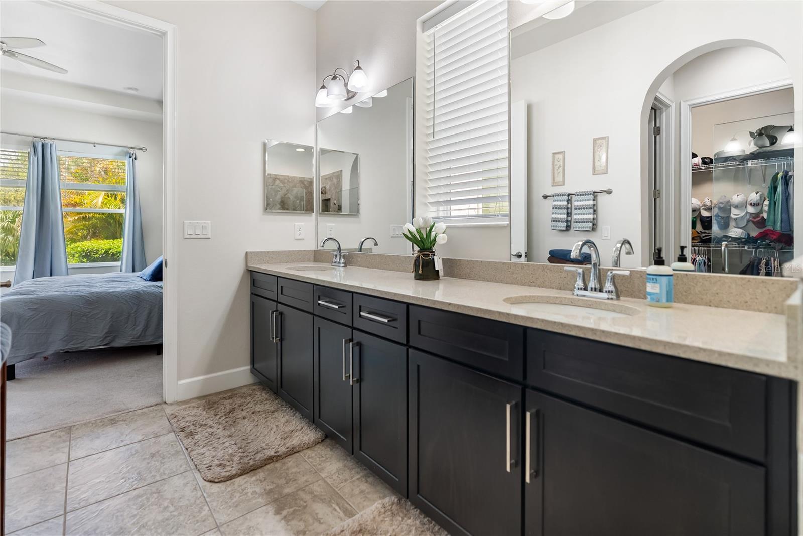 2312 STARWOOD Ct BRADENTON, FL 34211