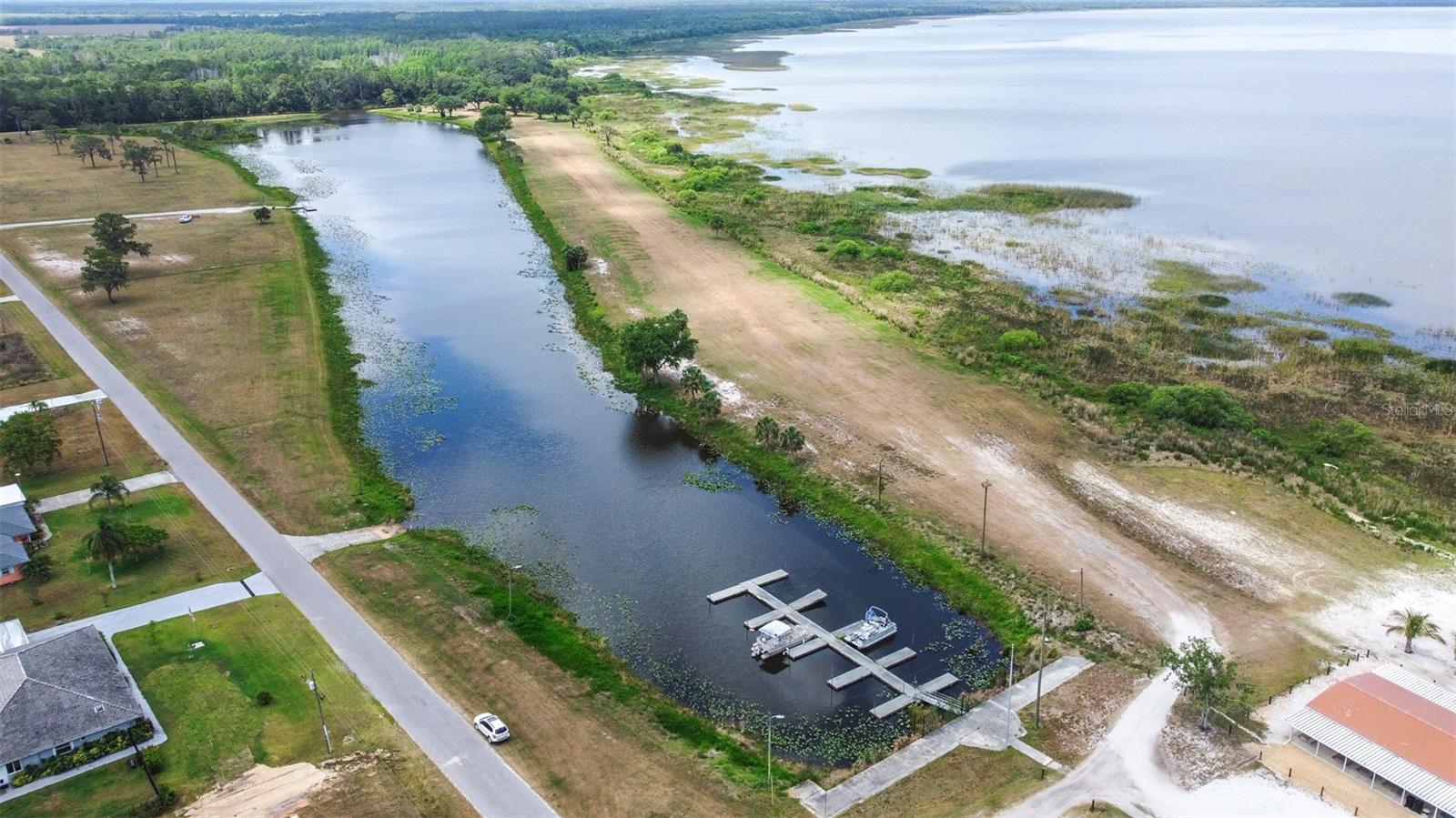 707 LAGUNA Dr INDIAN LAKE ESTATES, FL 33855