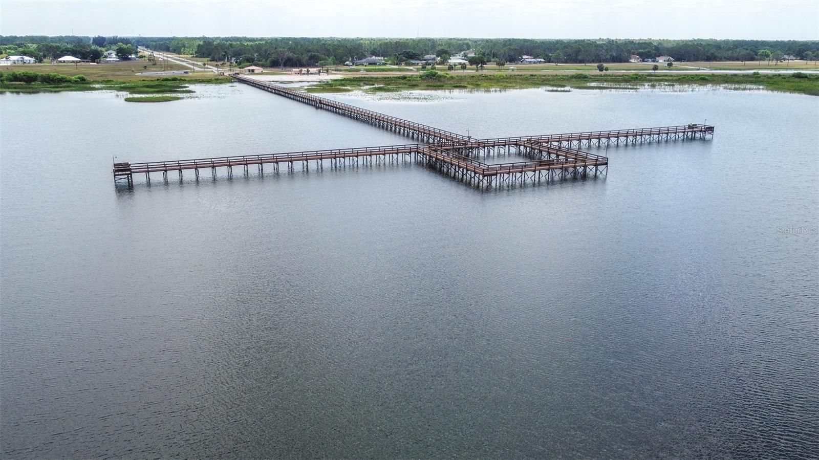 707 LAGUNA Dr INDIAN LAKE ESTATES, FL 33855