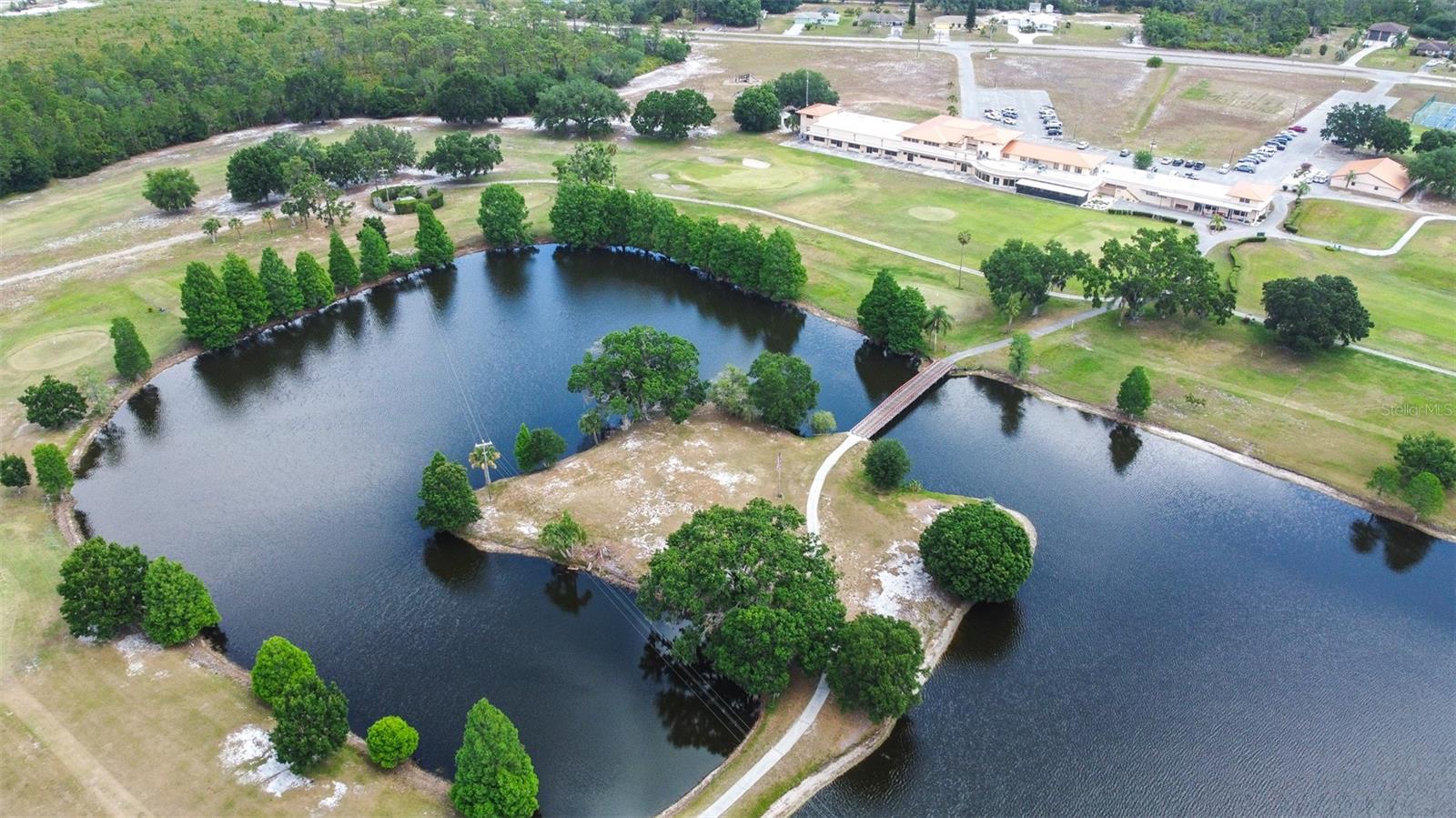 707 LAGUNA Dr INDIAN LAKE ESTATES, FL 33855