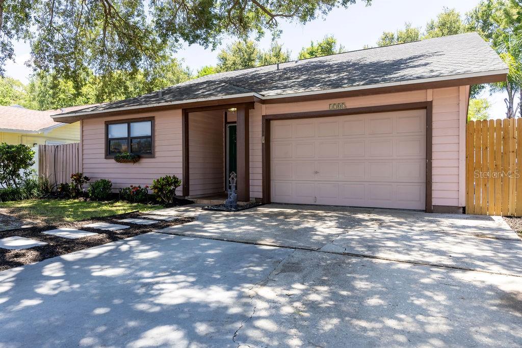 1707 WHISPERING Dr LARGO, FL 33771