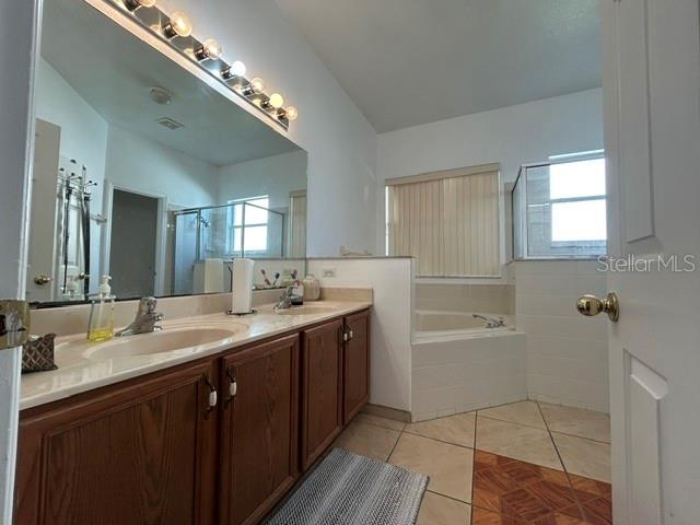 375 ALDERSHOT Ct KISSIMMEE, FL 34758