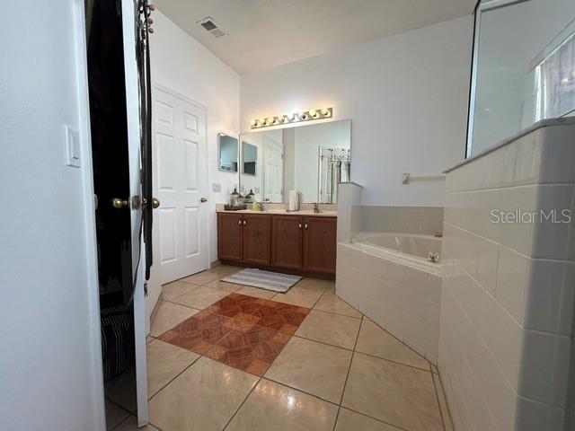 375 ALDERSHOT Ct KISSIMMEE, FL 34758