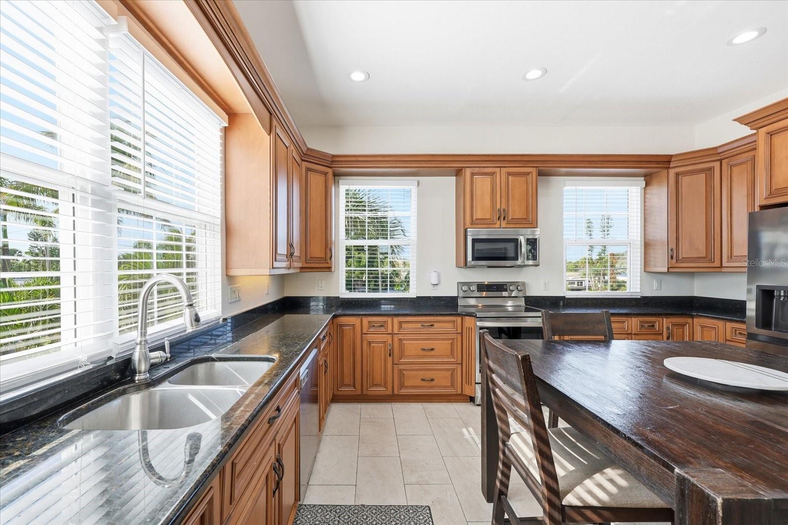 315 40TH Ave ST PETE BEACH, FL 33706