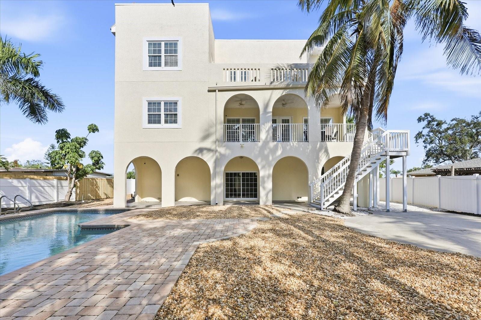 315 40TH Ave ST PETE BEACH, FL 33706