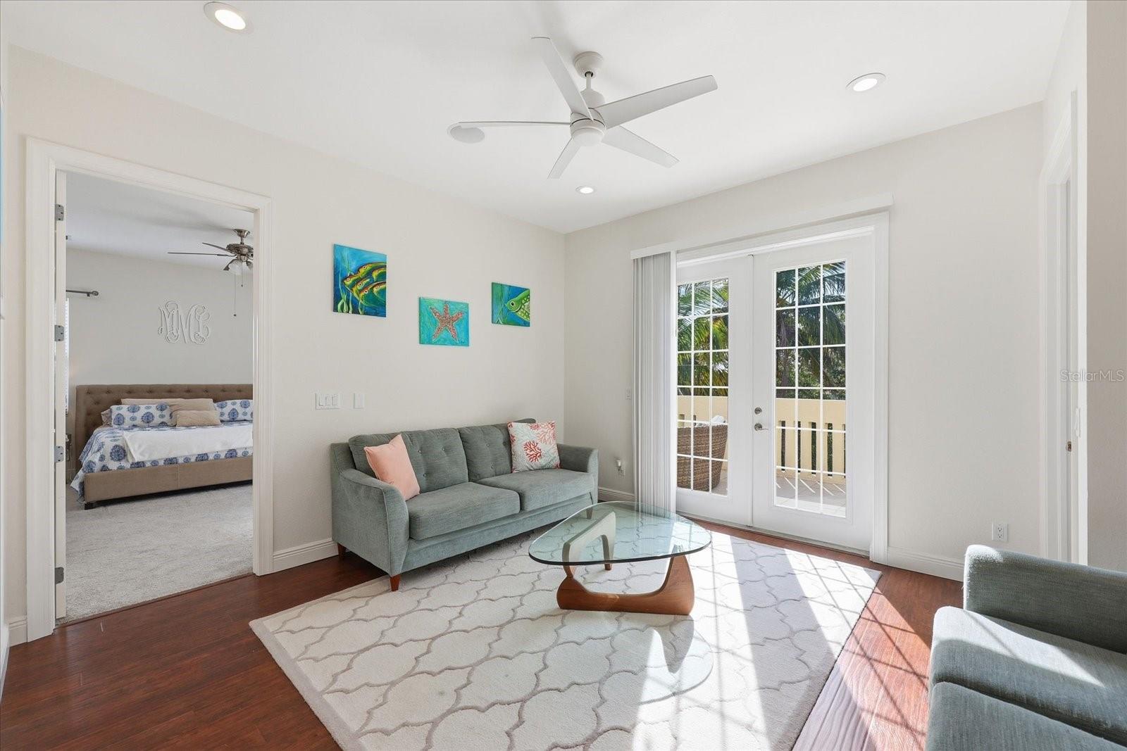 315 40TH Ave ST PETE BEACH, FL 33706