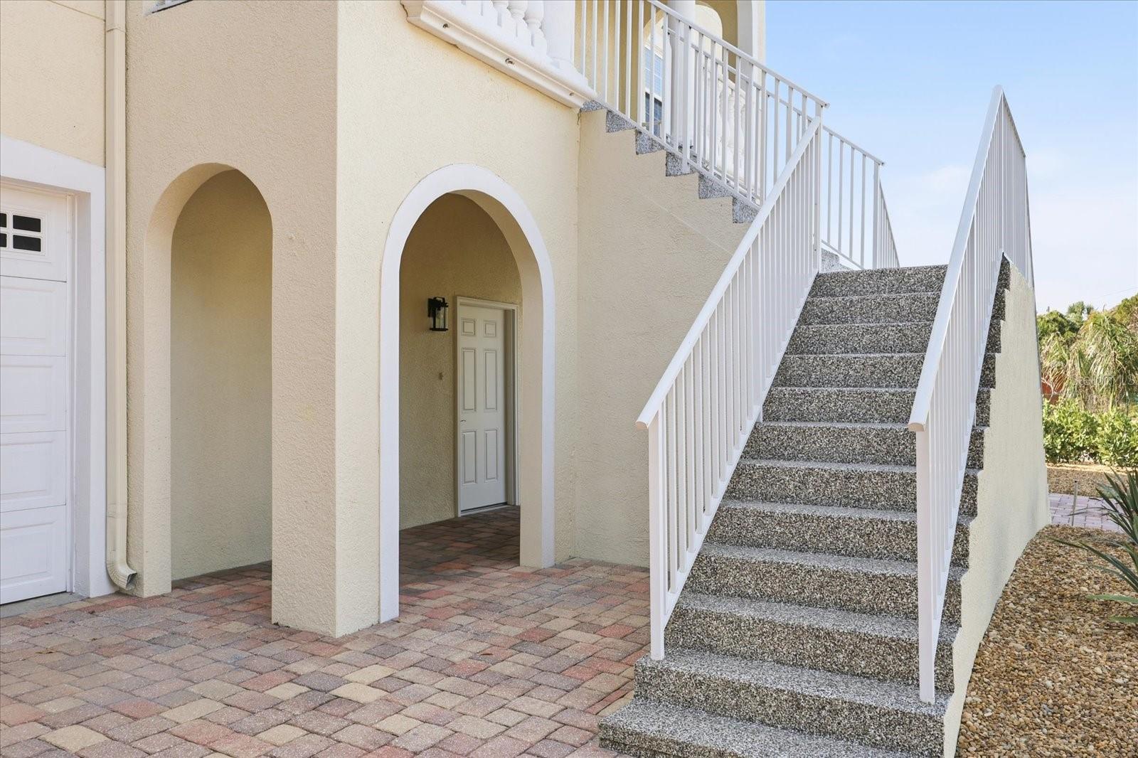 315 40TH Ave ST PETE BEACH, FL 33706