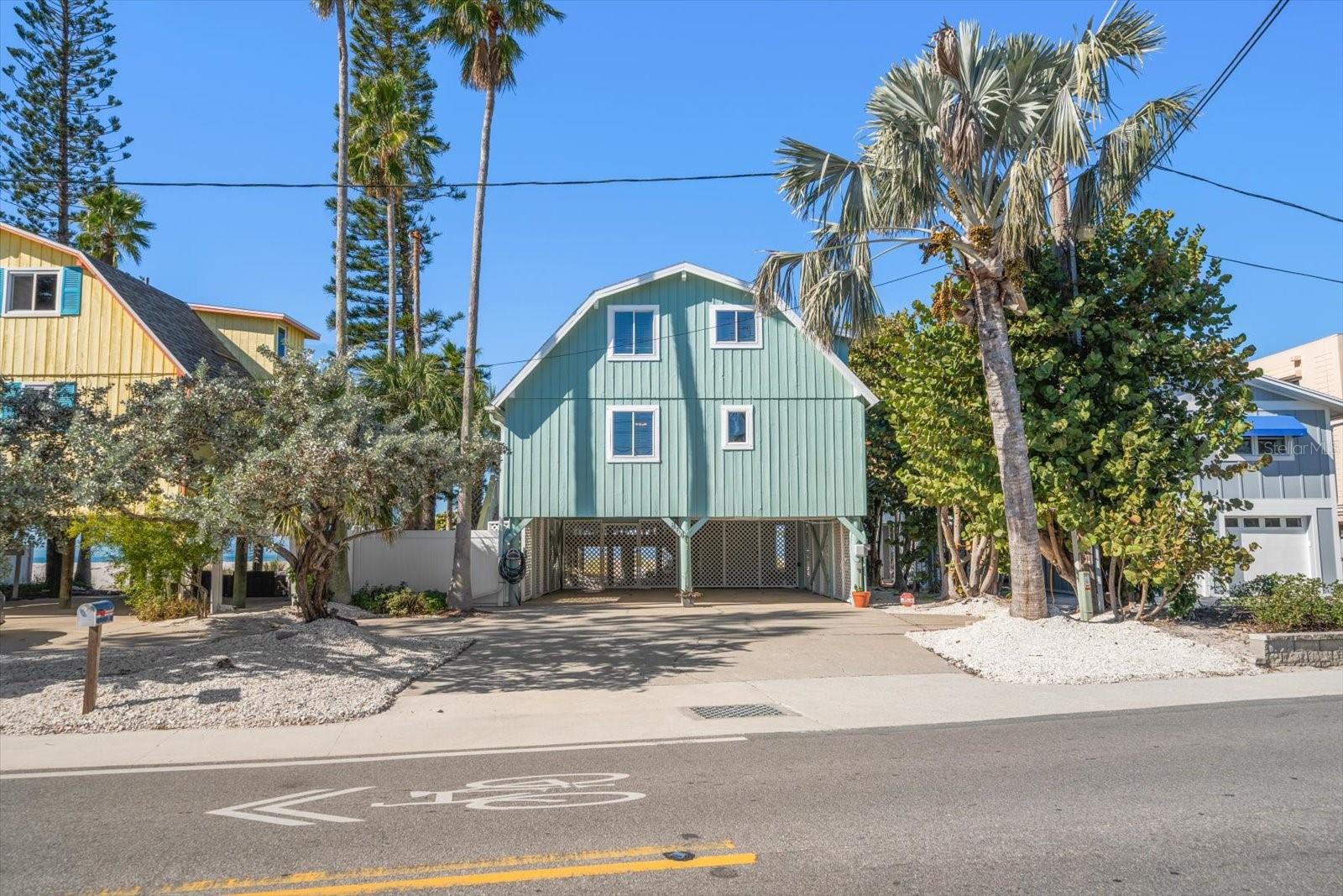 8640 W GULF Blvd TREASURE ISLAND, FL 33706