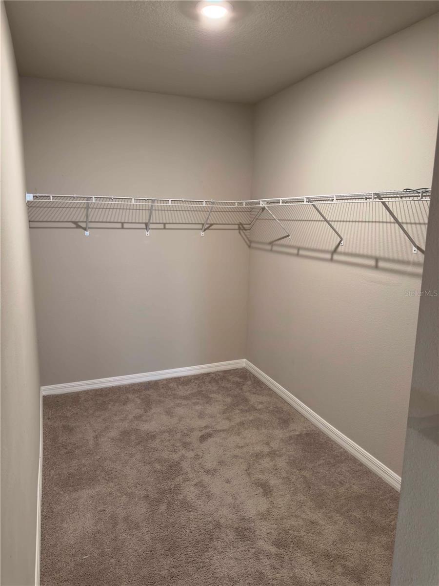 5238 MEREDREW Ln ST CLOUD, FL 34771