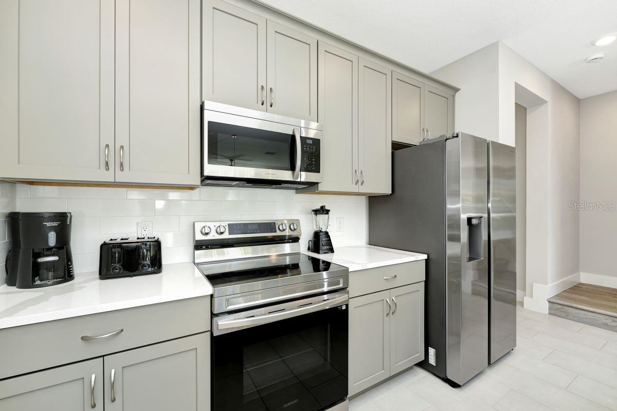 1224 ROYAL Vw Ter KISSIMMEE, FL 34747