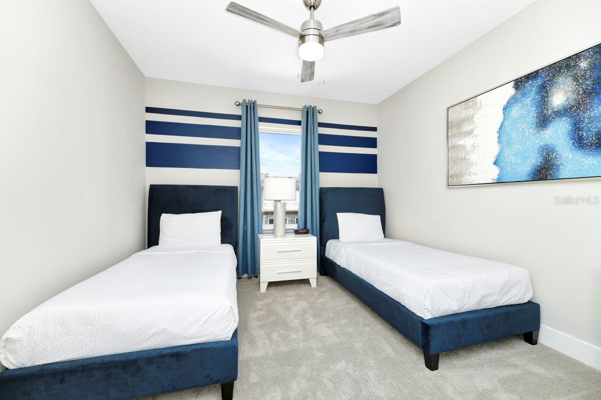 1224 ROYAL Vw Ter KISSIMMEE, FL 34747