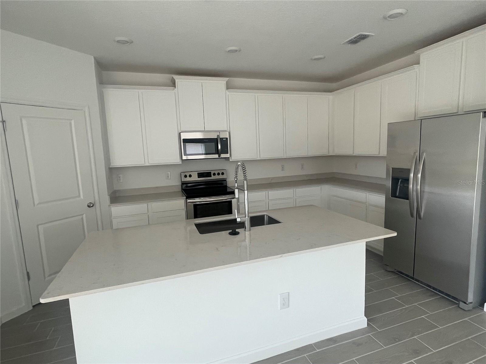 1695 NW 44th Ct Rd OCALA, FL 34482