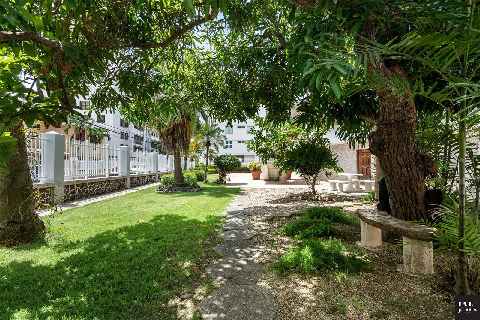 20 AMAPOLA St CAROLINA, PR 00979