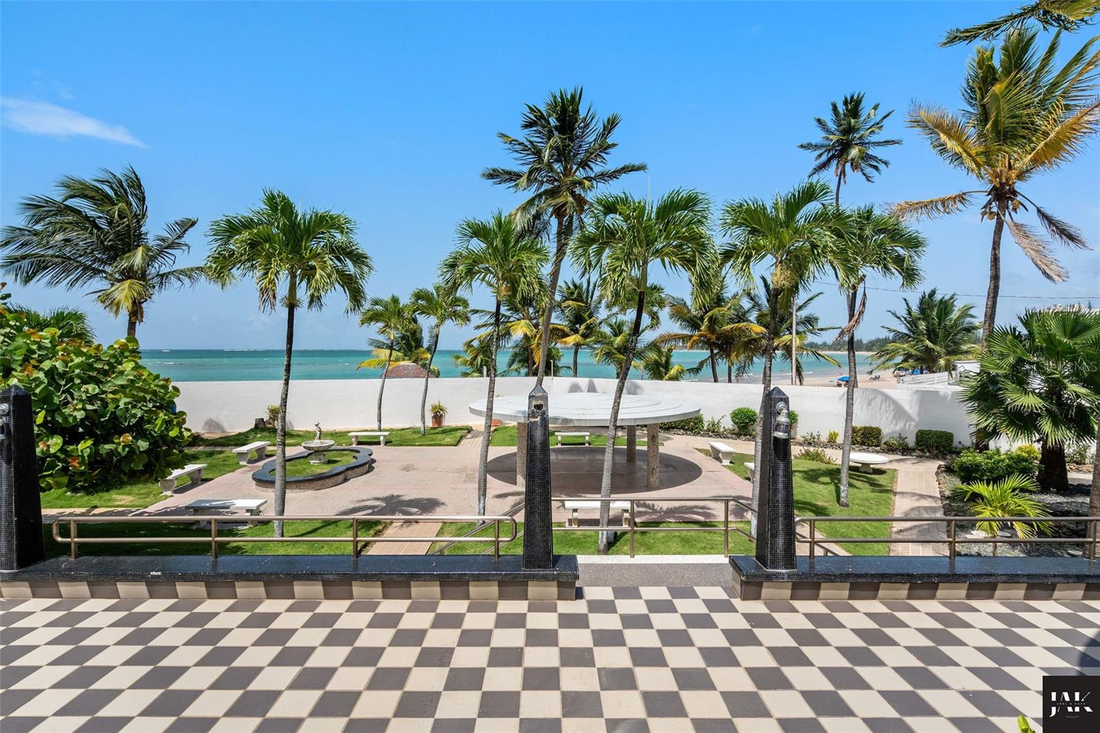 20 AMAPOLA St CAROLINA, PR 00979