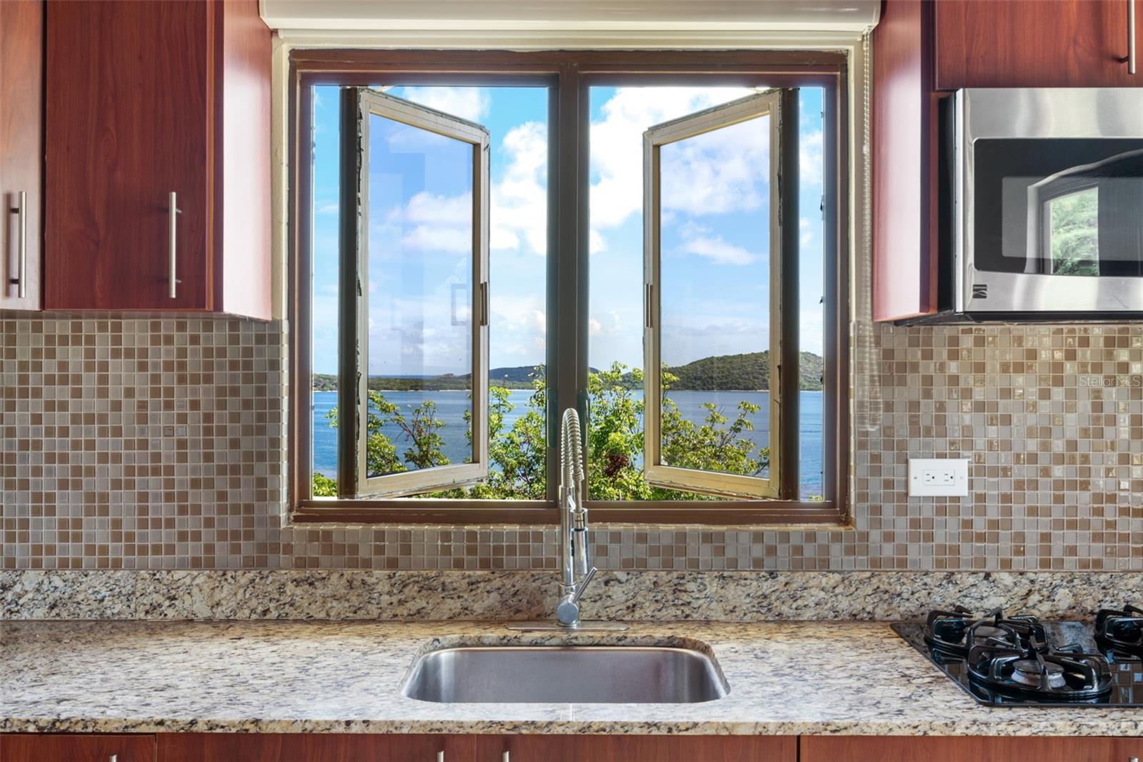 37 BARRIO FRAILES CULEBRA, PR 00775