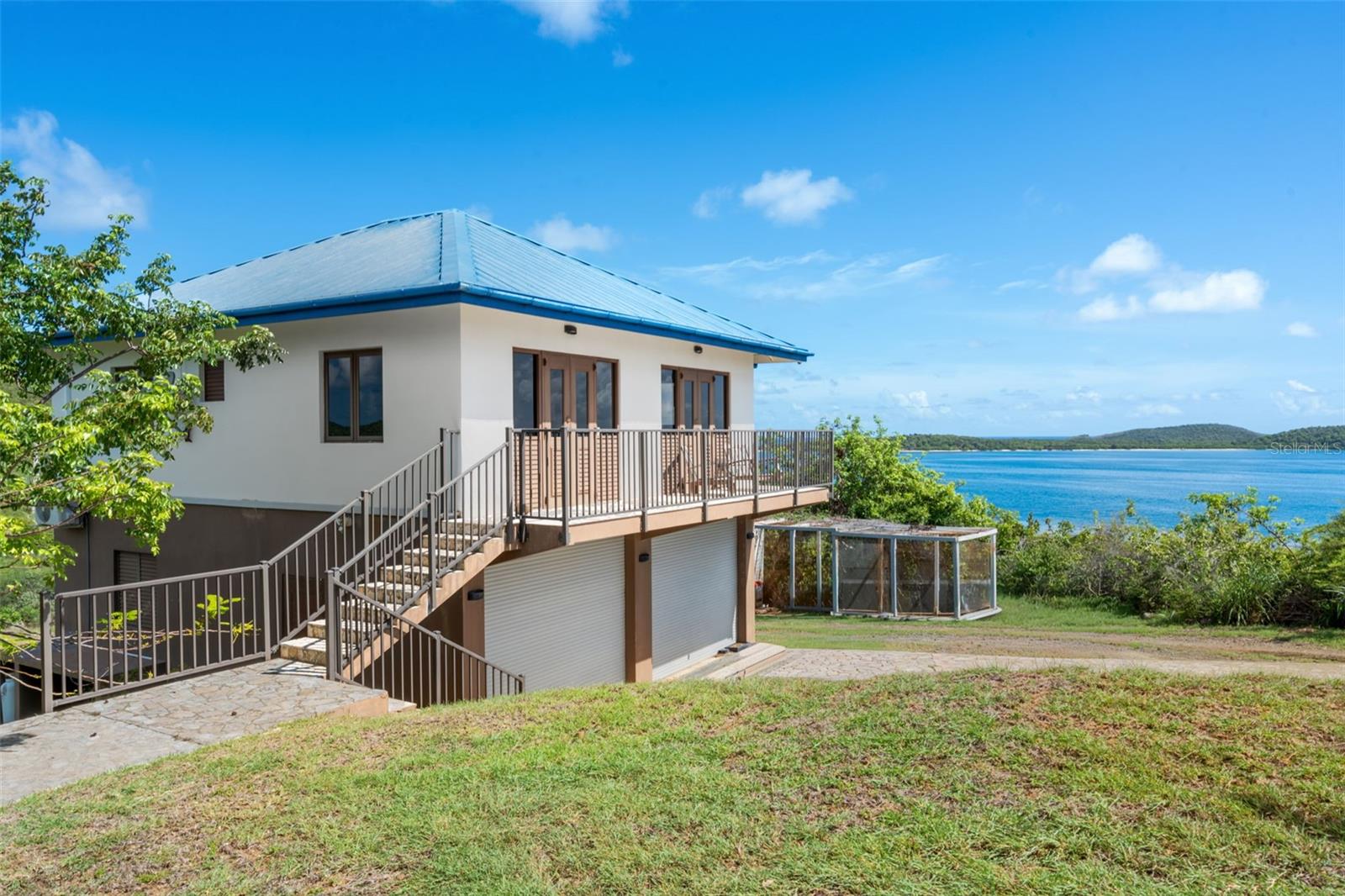 37 BARRIO FRAILES CULEBRA, PR 00775