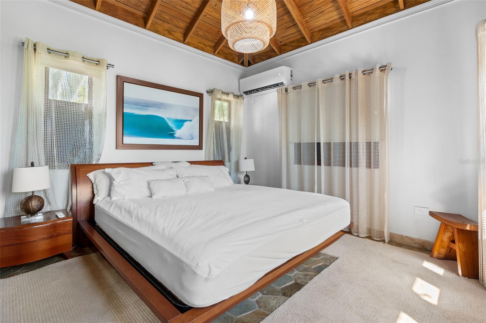 37 BARRIO FRAILES CULEBRA, PR 00775