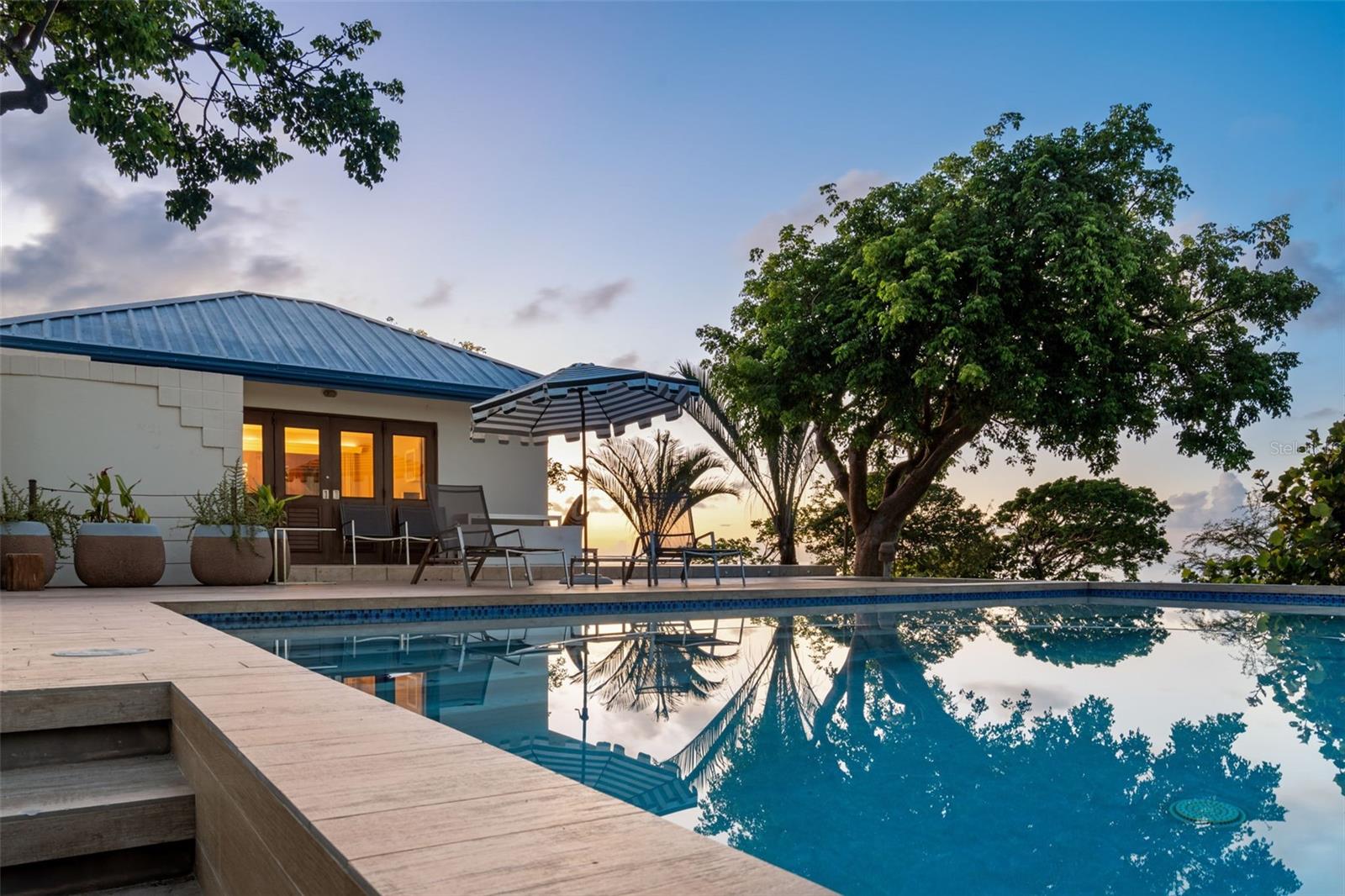 37 BARRIO FRAILES CULEBRA, PR 00775