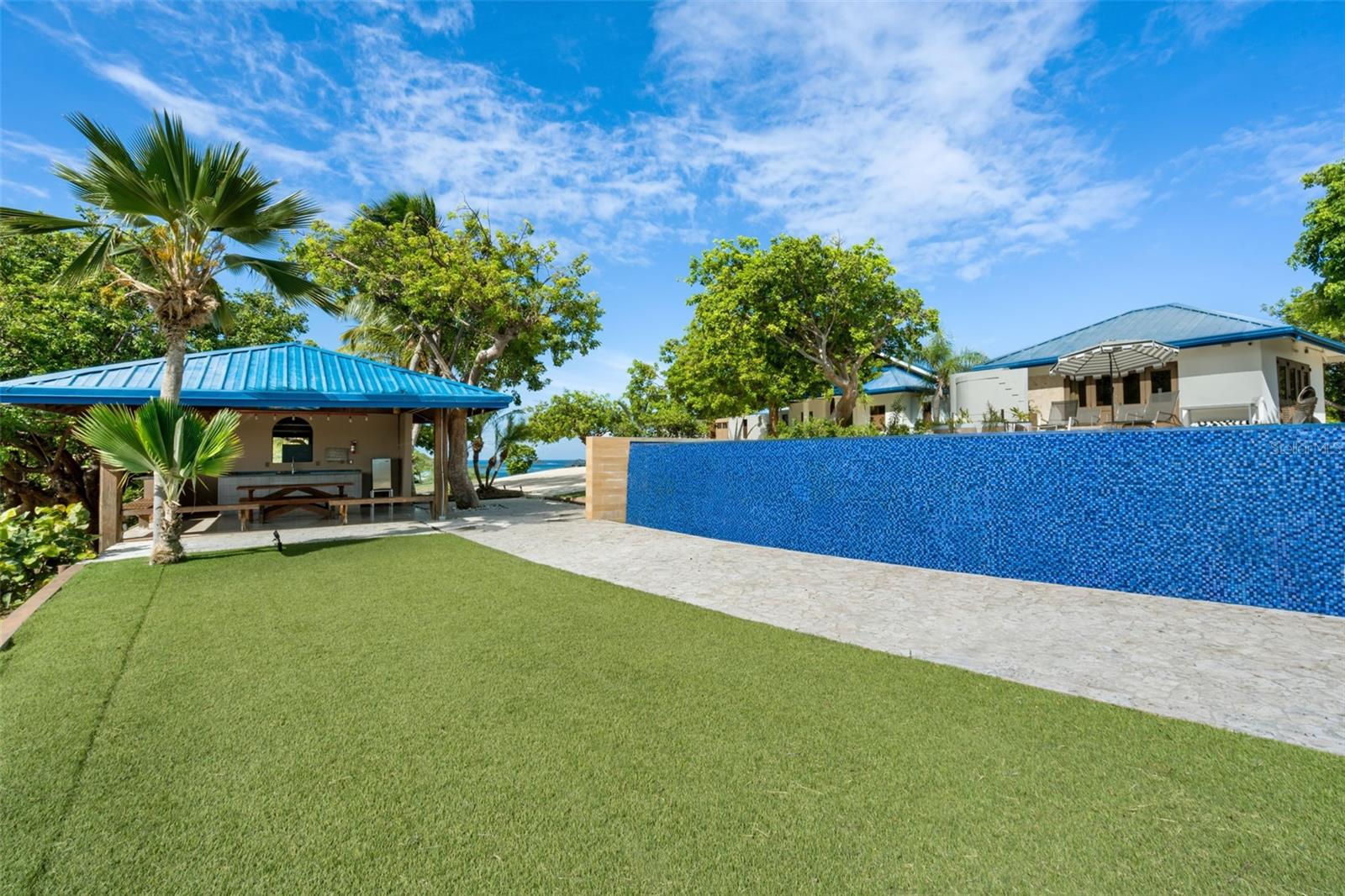 37 BARRIO FRAILES CULEBRA, PR 00775