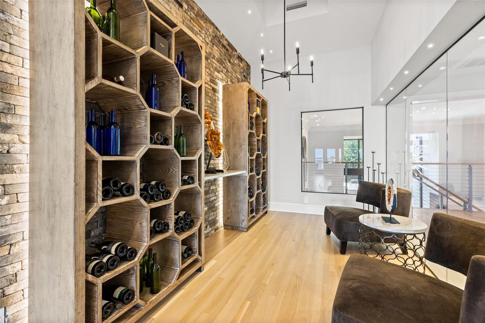 1365 BRIGHTWATERS Blvd ST PETERSBURG, FL 33704