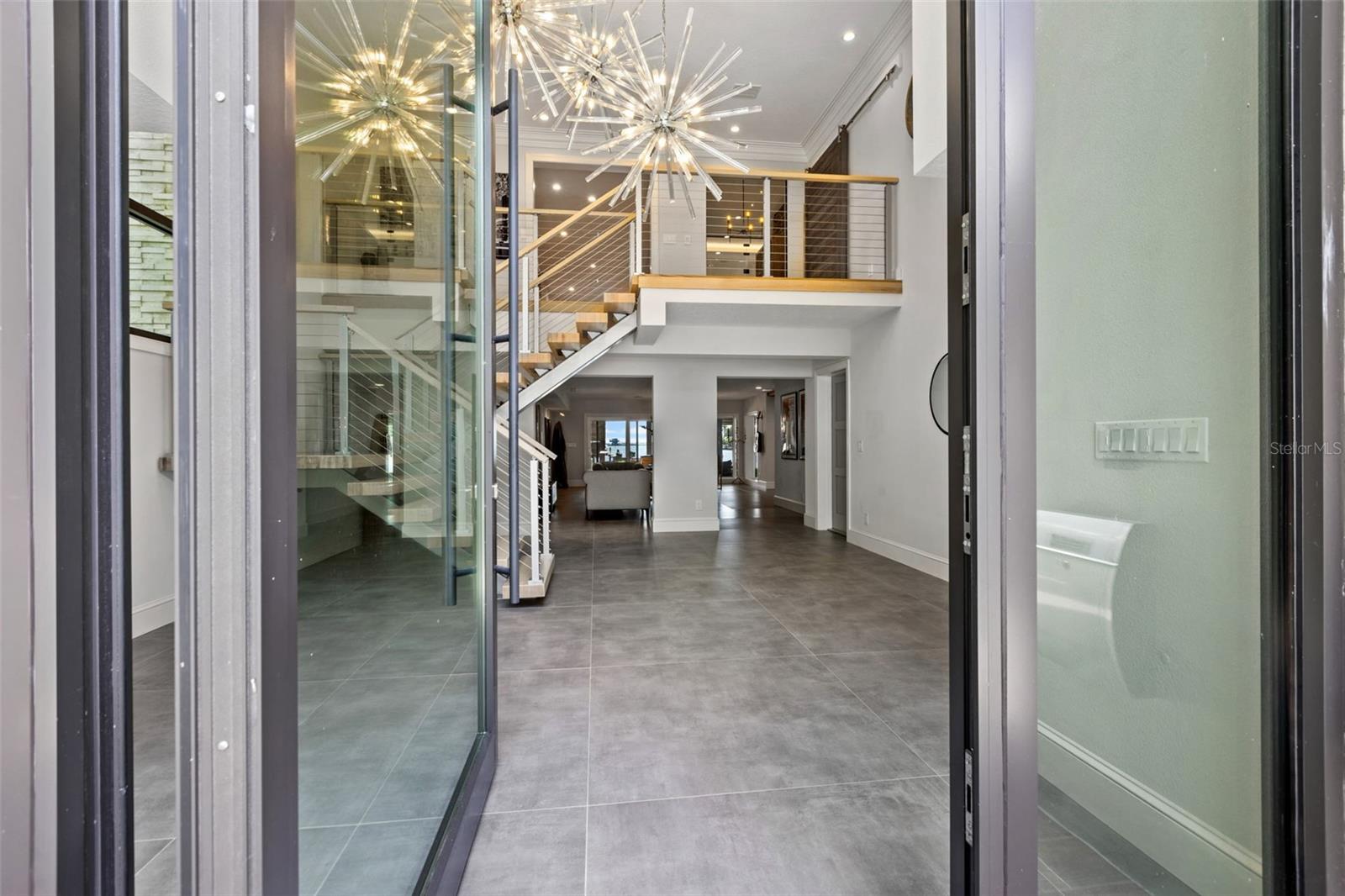 1365 BRIGHTWATERS Blvd ST PETERSBURG, FL 33704