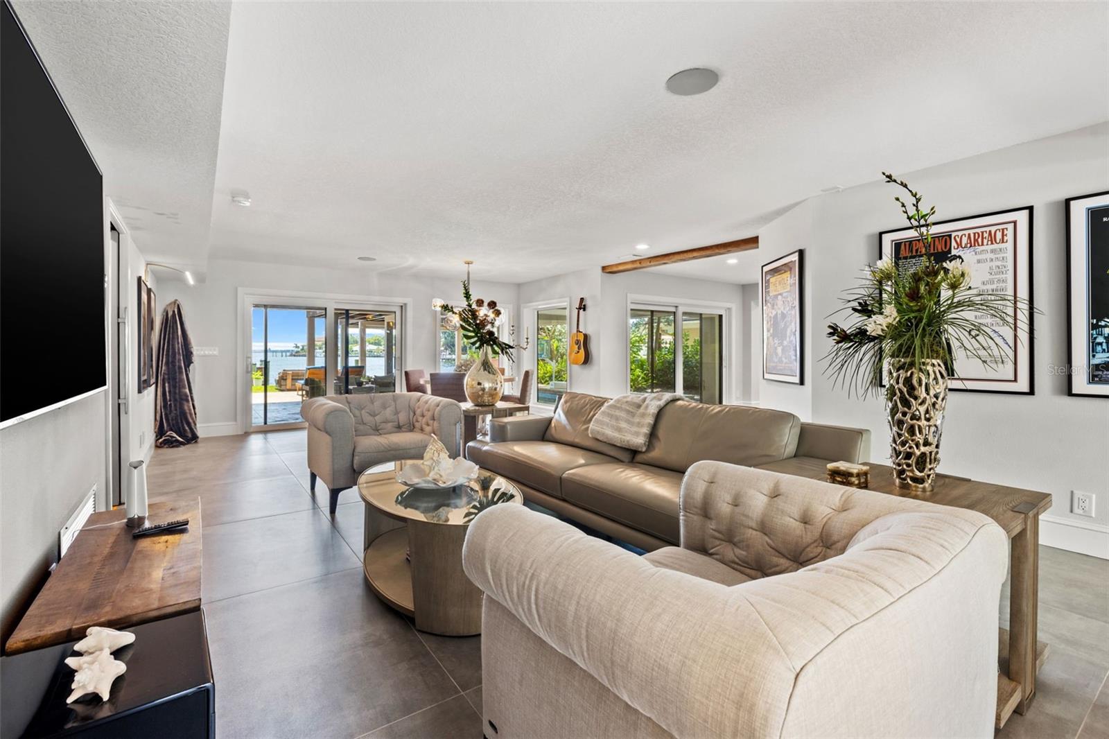 1365 BRIGHTWATERS Blvd ST PETERSBURG, FL 33704