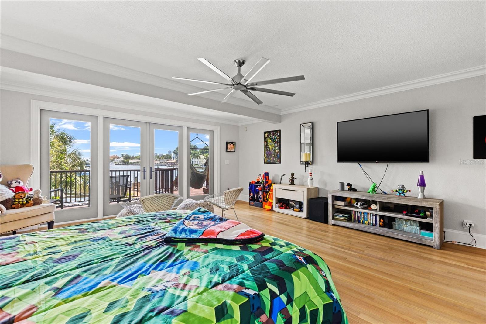 1365 BRIGHTWATERS Blvd ST PETERSBURG, FL 33704