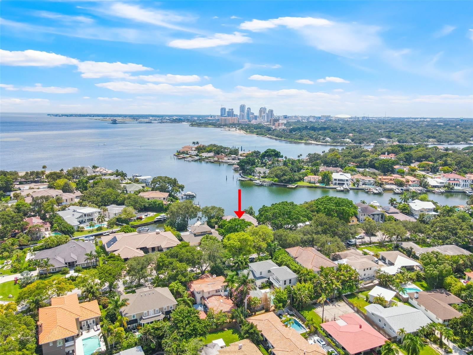 1365 BRIGHTWATERS Blvd ST PETERSBURG, FL 33704