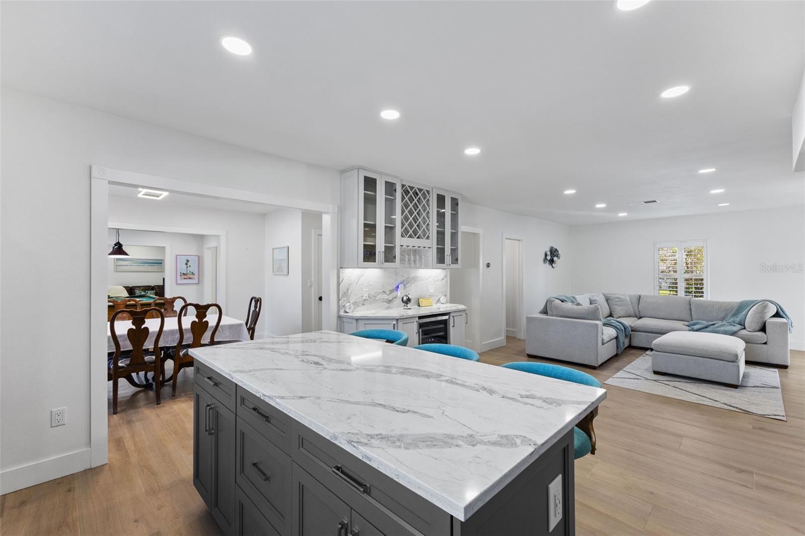 7100 Park St ST PETERSBURG, FL 33707