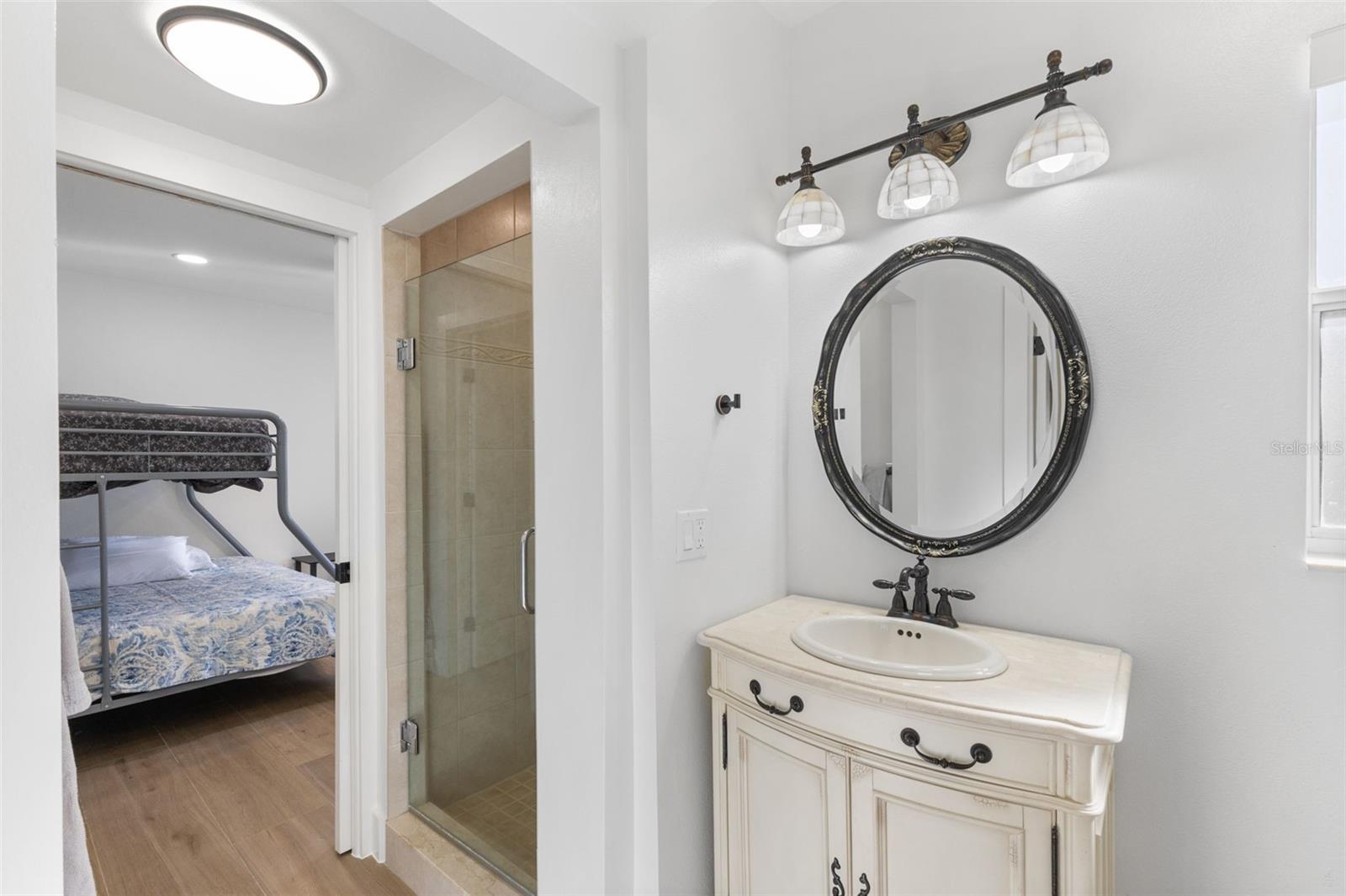 7100 Park St ST PETERSBURG, FL 33707