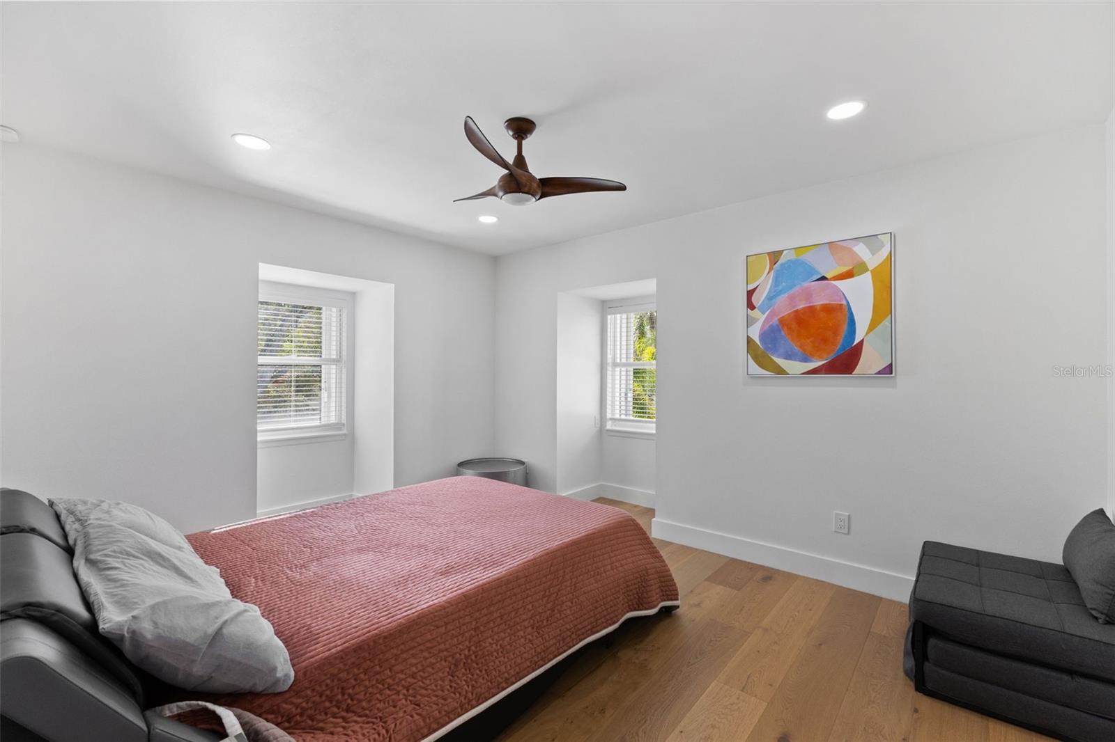 7100 Park St ST PETERSBURG, FL 33707