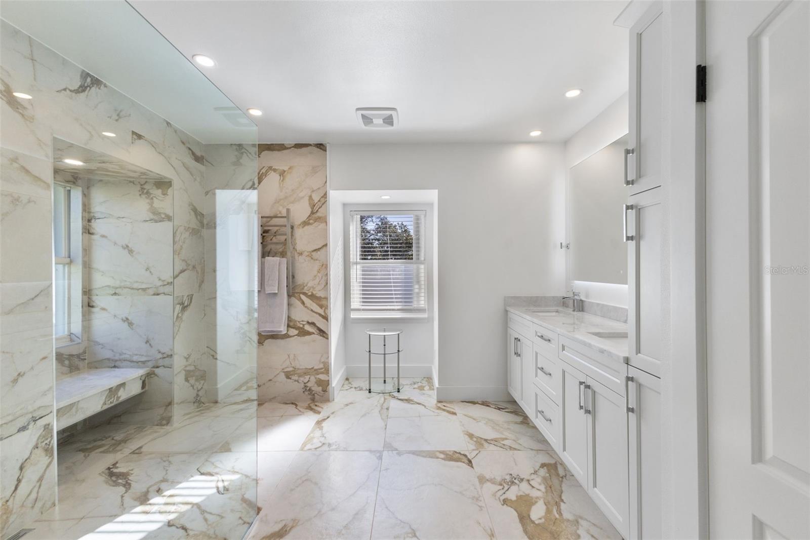 7100 Park St ST PETERSBURG, FL 33707