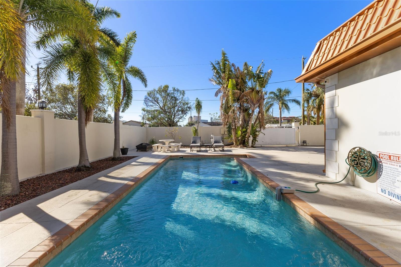 7100 Park St ST PETERSBURG, FL 33707