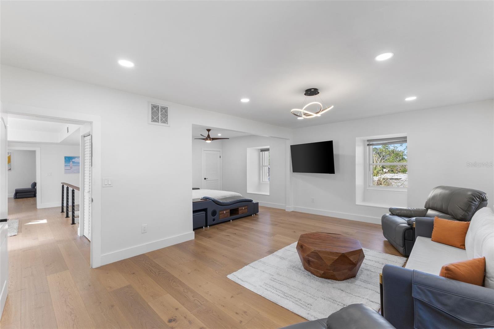 7100 Park St ST PETERSBURG, FL 33707