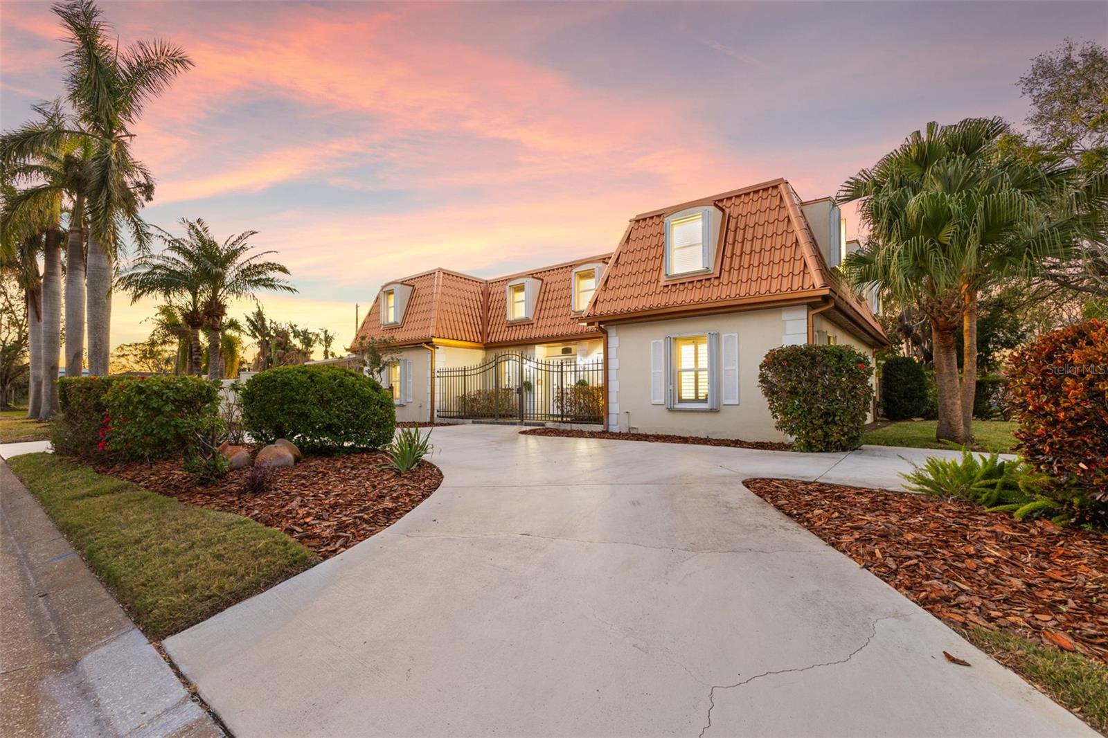 7100 Park St ST PETERSBURG, FL 33707