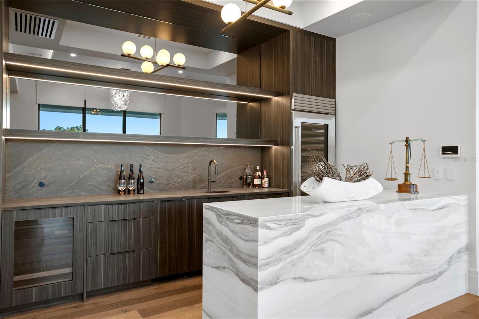 1075 31ST Ter ST PETERSBURG, FL 33704