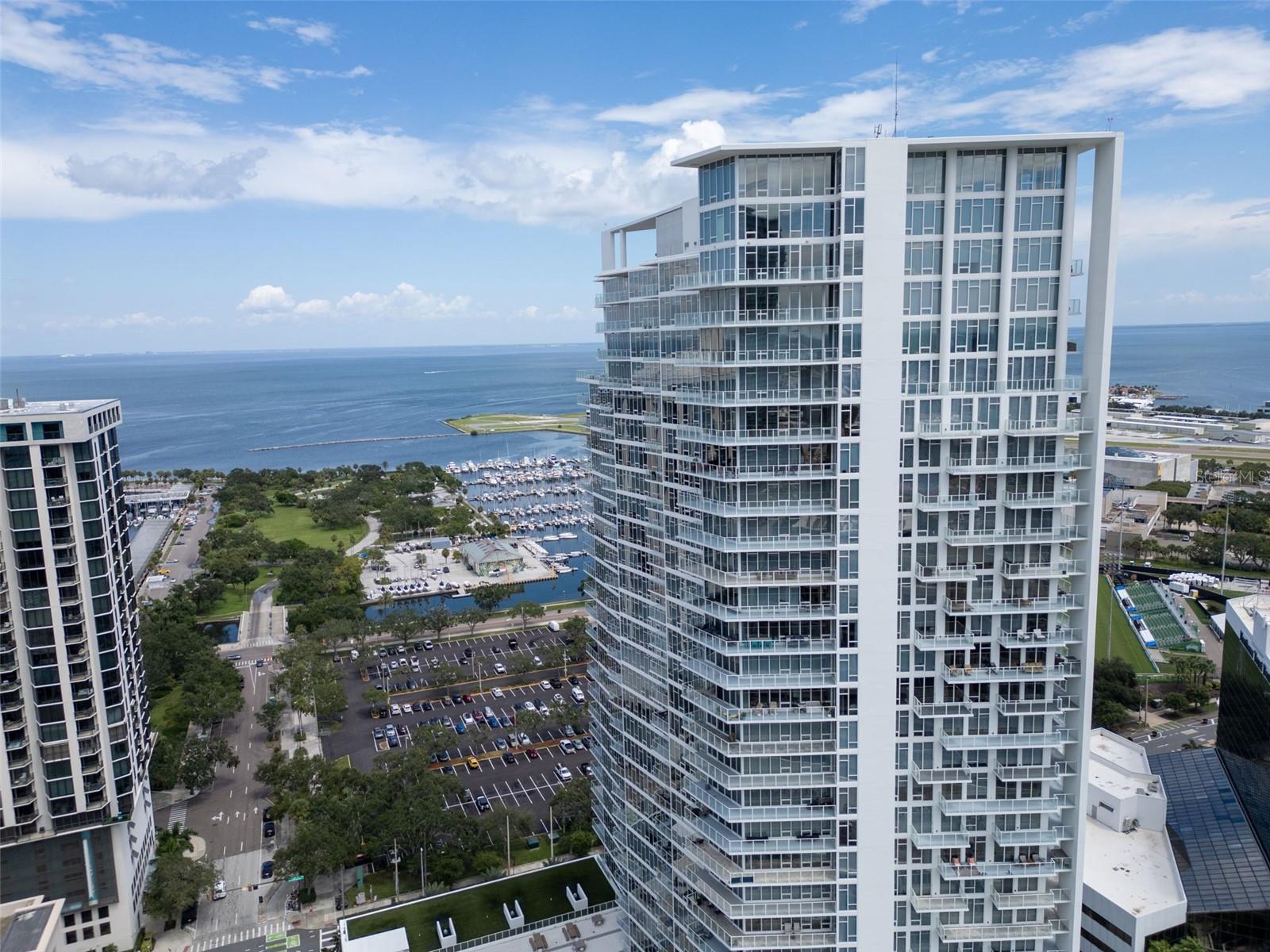 175 1ST St #1008 ST PETERSBURG, FL 33701