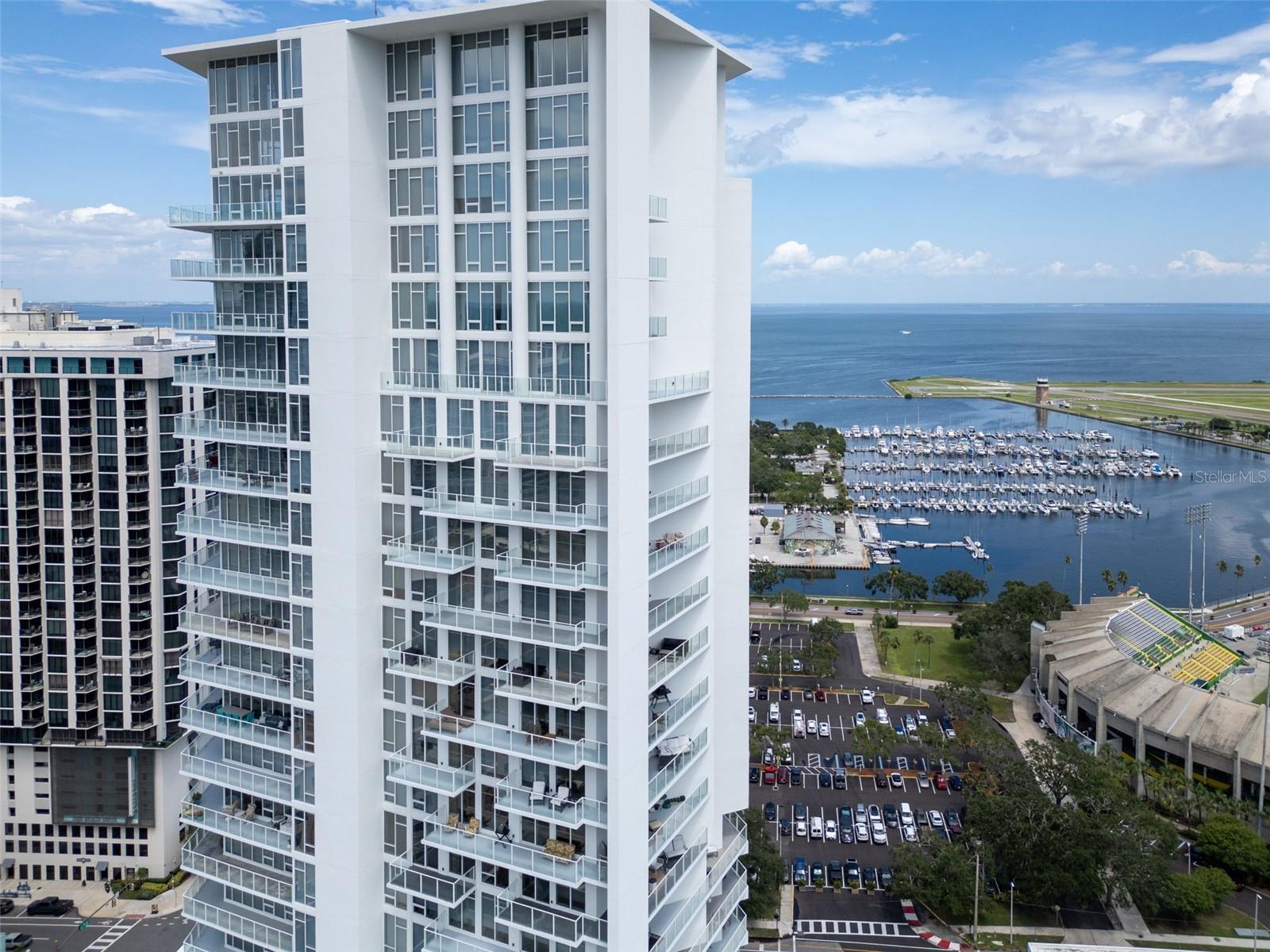 175 1ST St #1008 ST PETERSBURG, FL 33701