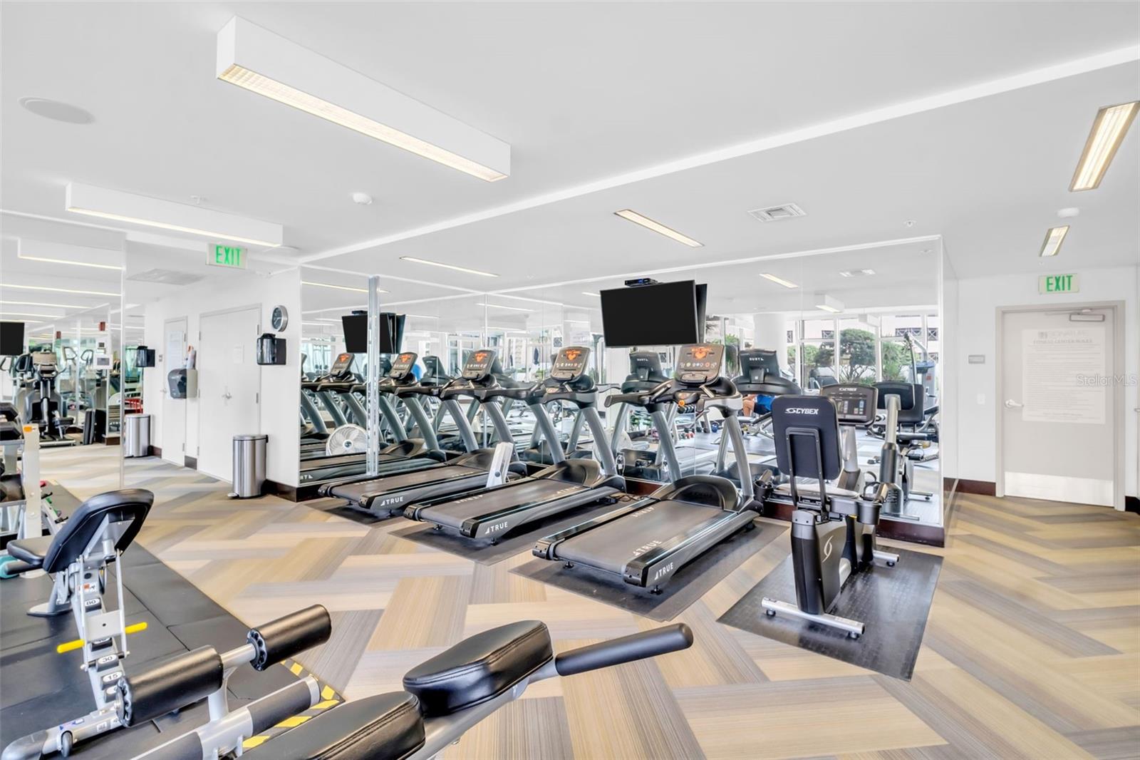 175 1ST St #1008 ST PETERSBURG, FL 33701