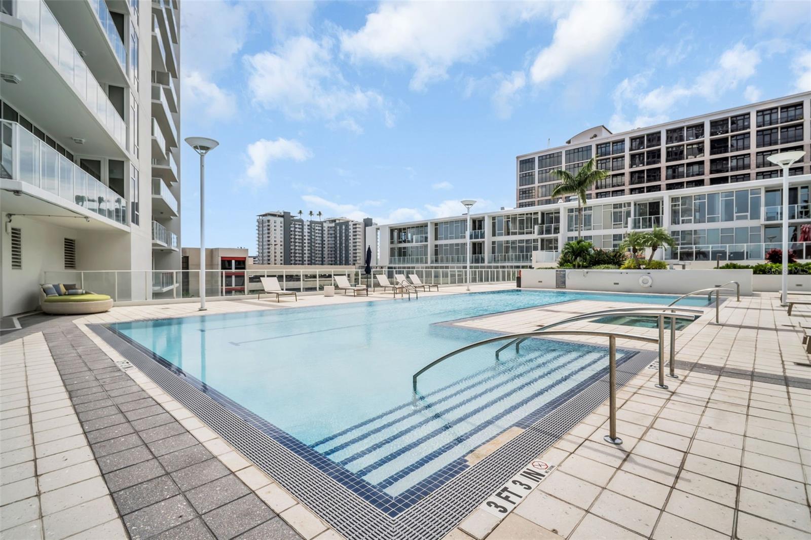 175 1ST St #1008 ST PETERSBURG, FL 33701