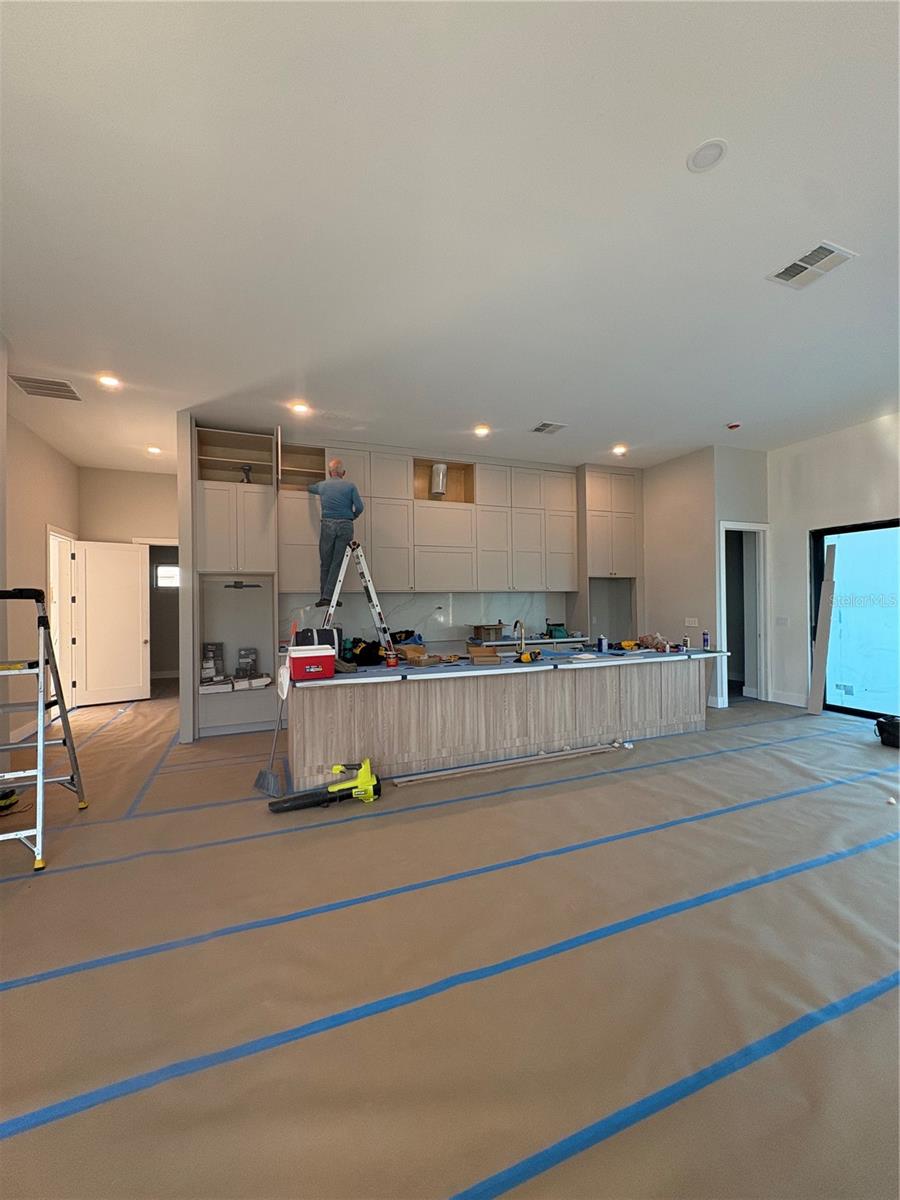 1803 FLORINDA Dr ORLANDO, FL 32804