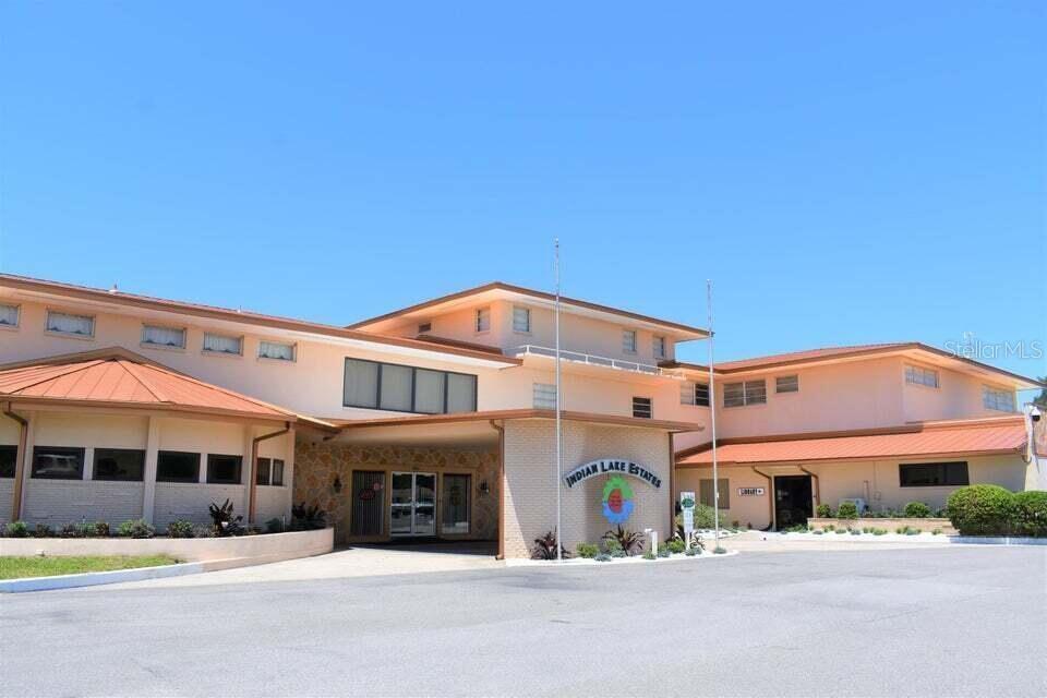 405 PANDORA Dr INDIAN LAKE ESTATES, FL 33855