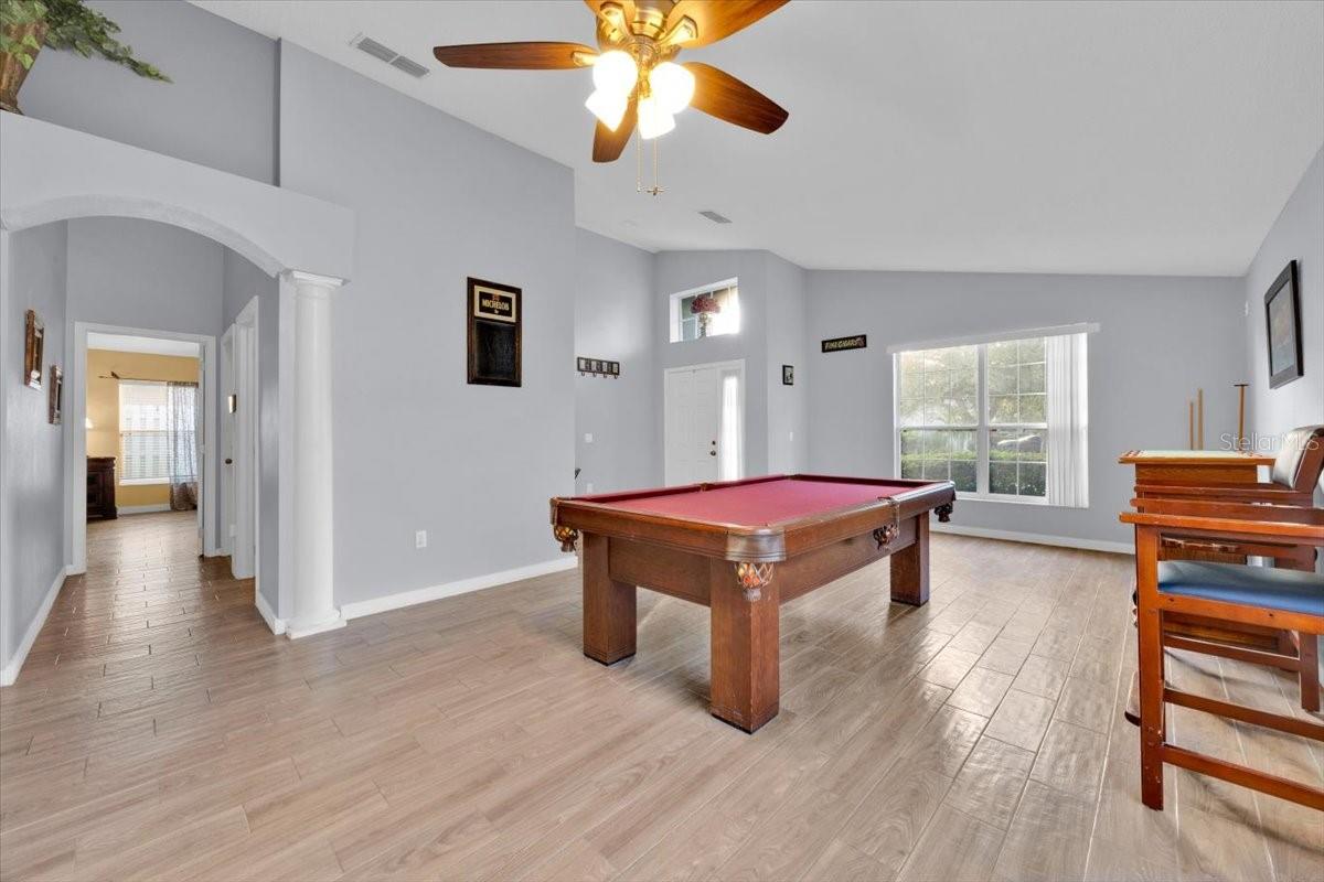 8361 WESTCOTT Shr Dr ORLANDO, FL 32829