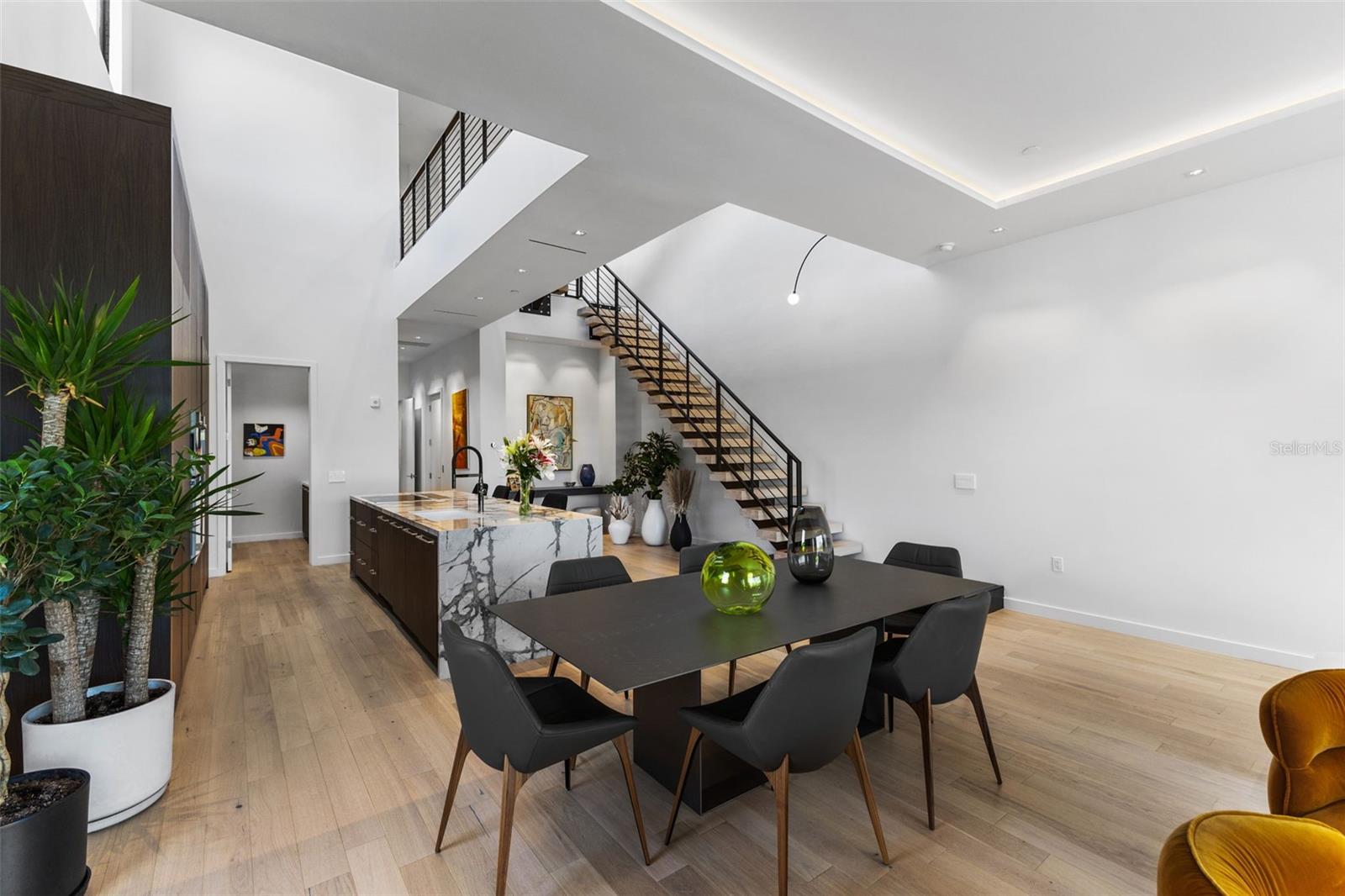 45 27TH St #1 ST PETERSBURG, FL 33712