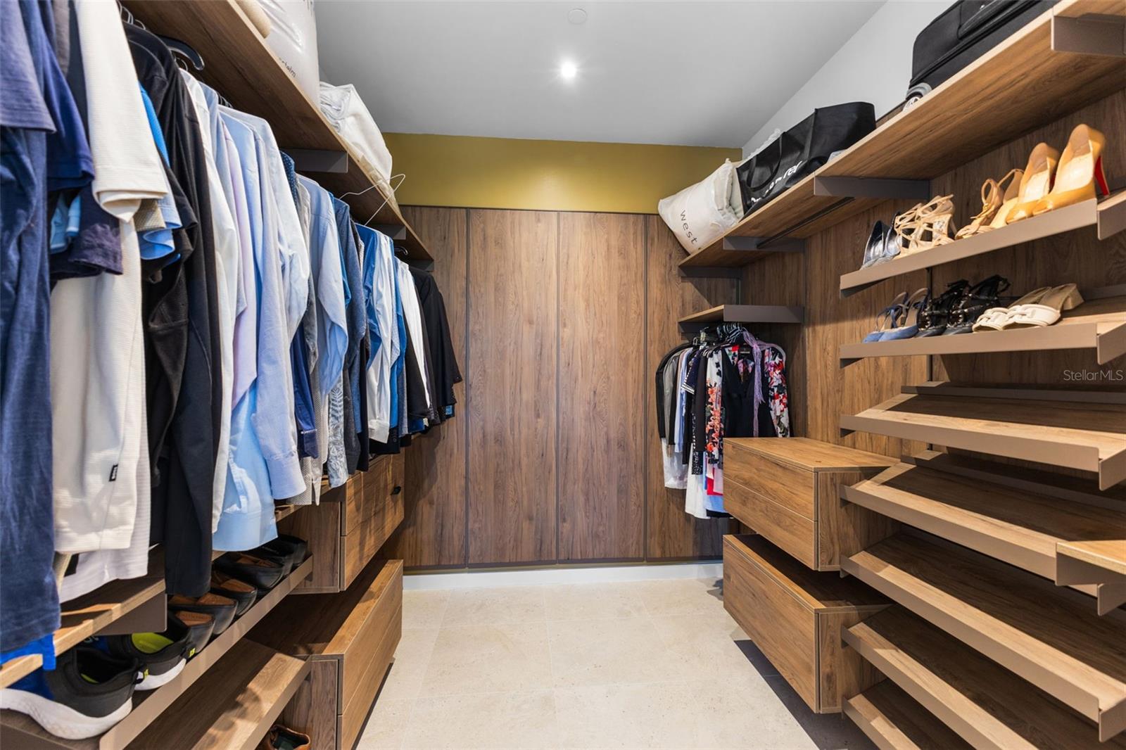 45 27TH St #1 ST PETERSBURG, FL 33712