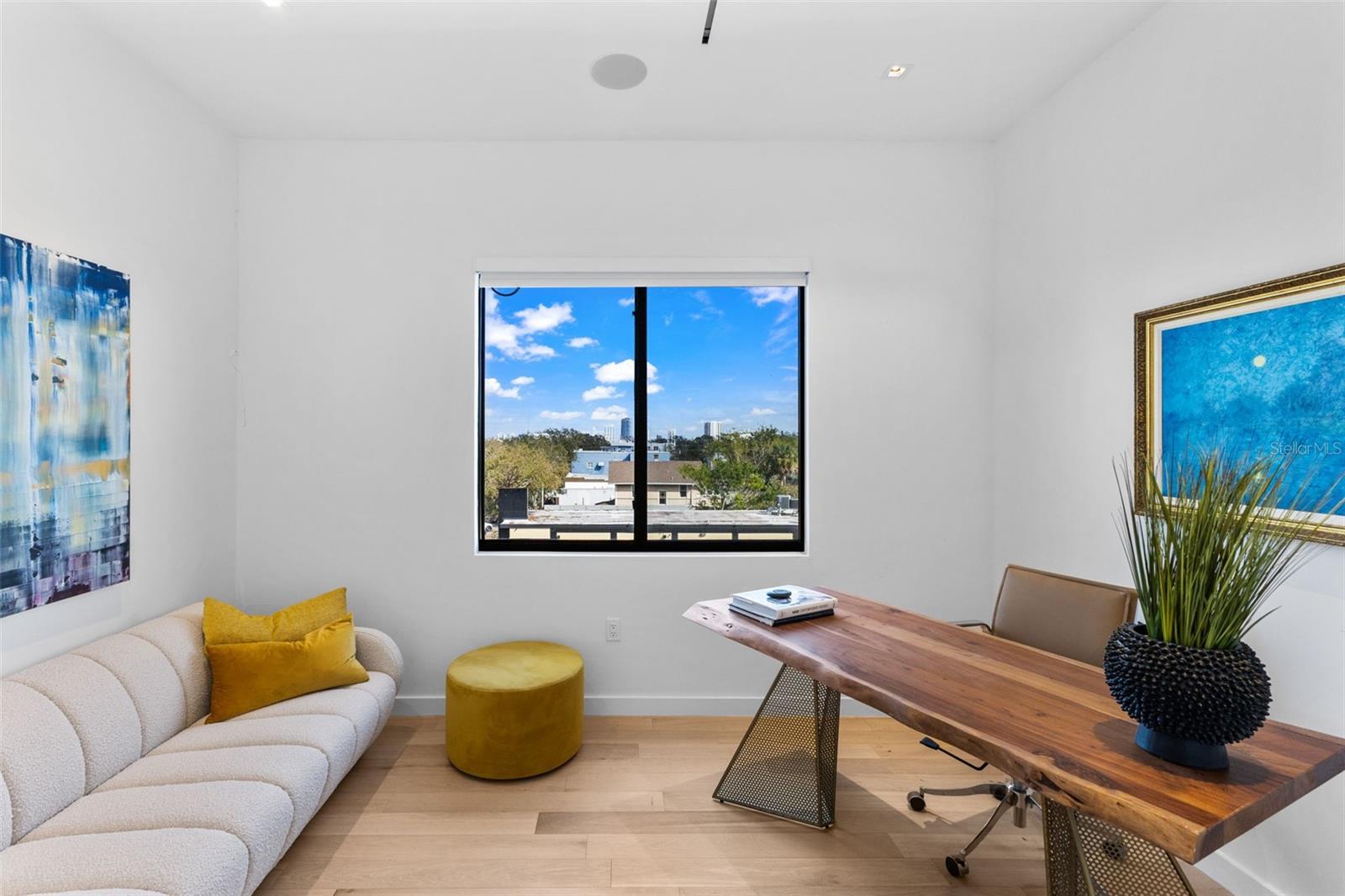 45 27TH St #1 ST PETERSBURG, FL 33712