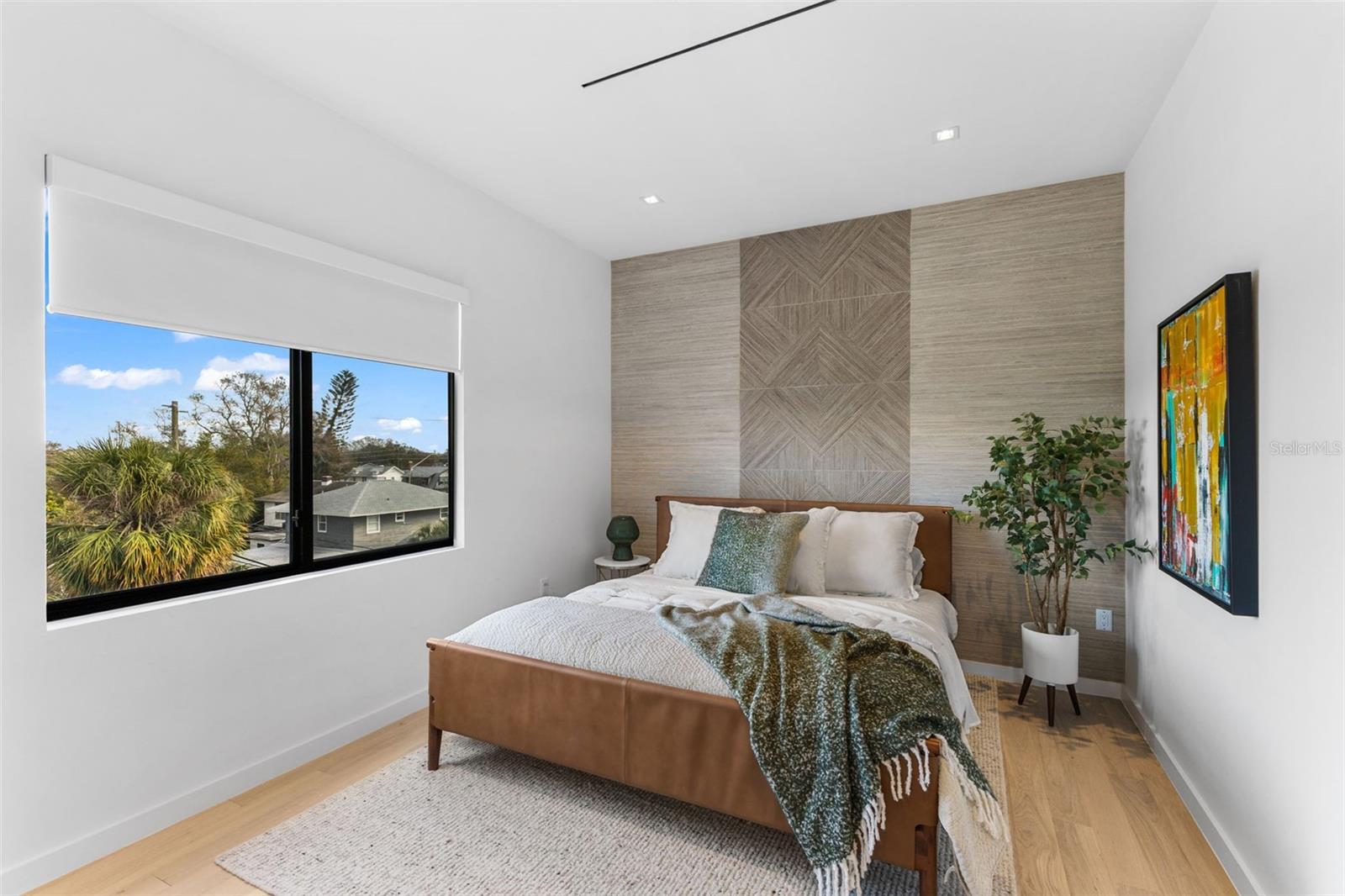 45 27TH St #1 ST PETERSBURG, FL 33712